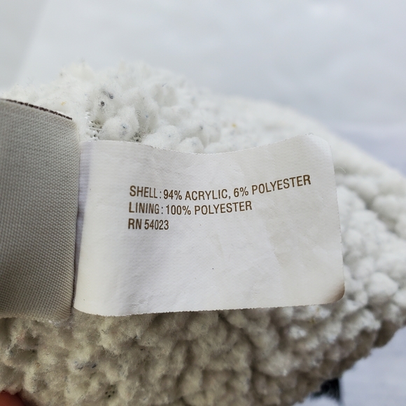 Old Navy Beanie - Picture 9 of 10